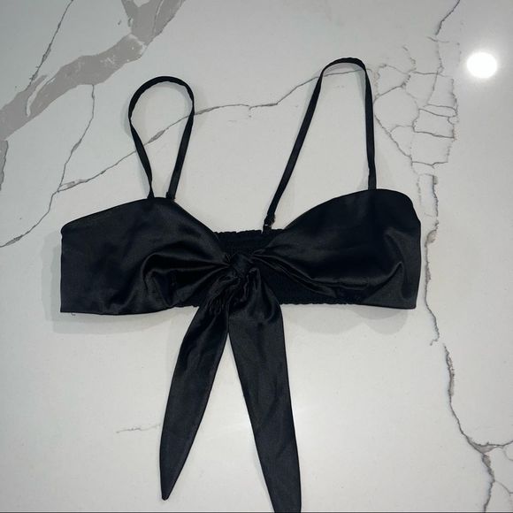 Victoria's Secret Black Satin Tie Front Bralette Sz.XL - Picture 2 of 12